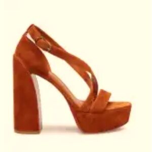 Christian Louboutin Movida Sandal Foxy Suede 37.5 EUC